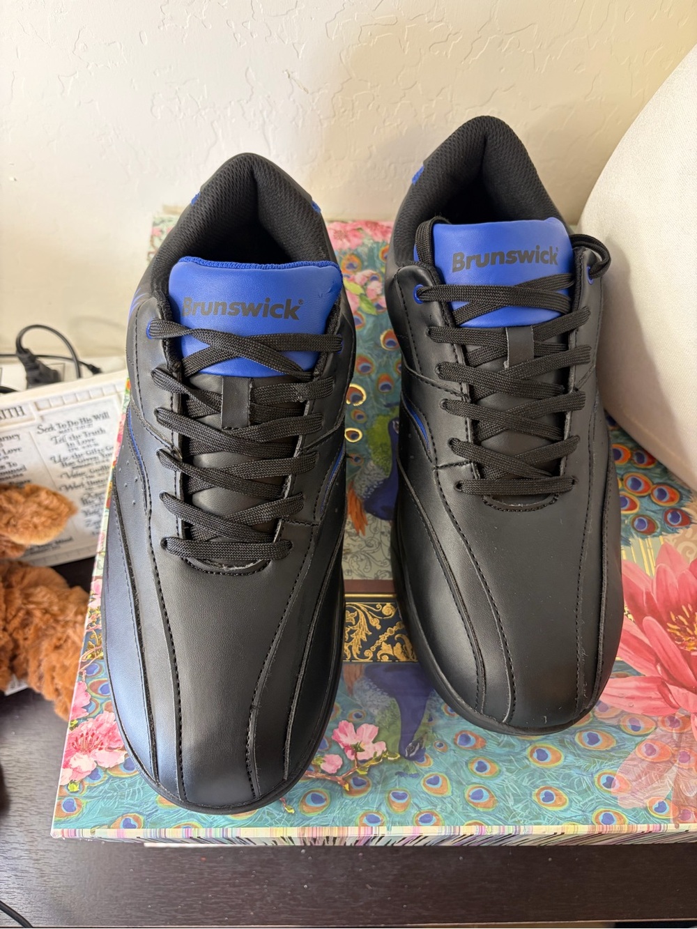 Brunswick Vapor Men’s Bowling Shoes 10.5 M Black Royal Blue